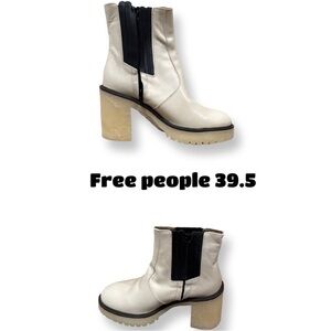 Free People Cream Leather Lug Sole Ankle Boots | EU 39.5 (US 8.5–9) New with box